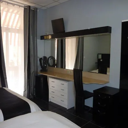 Boeri Otel 2*